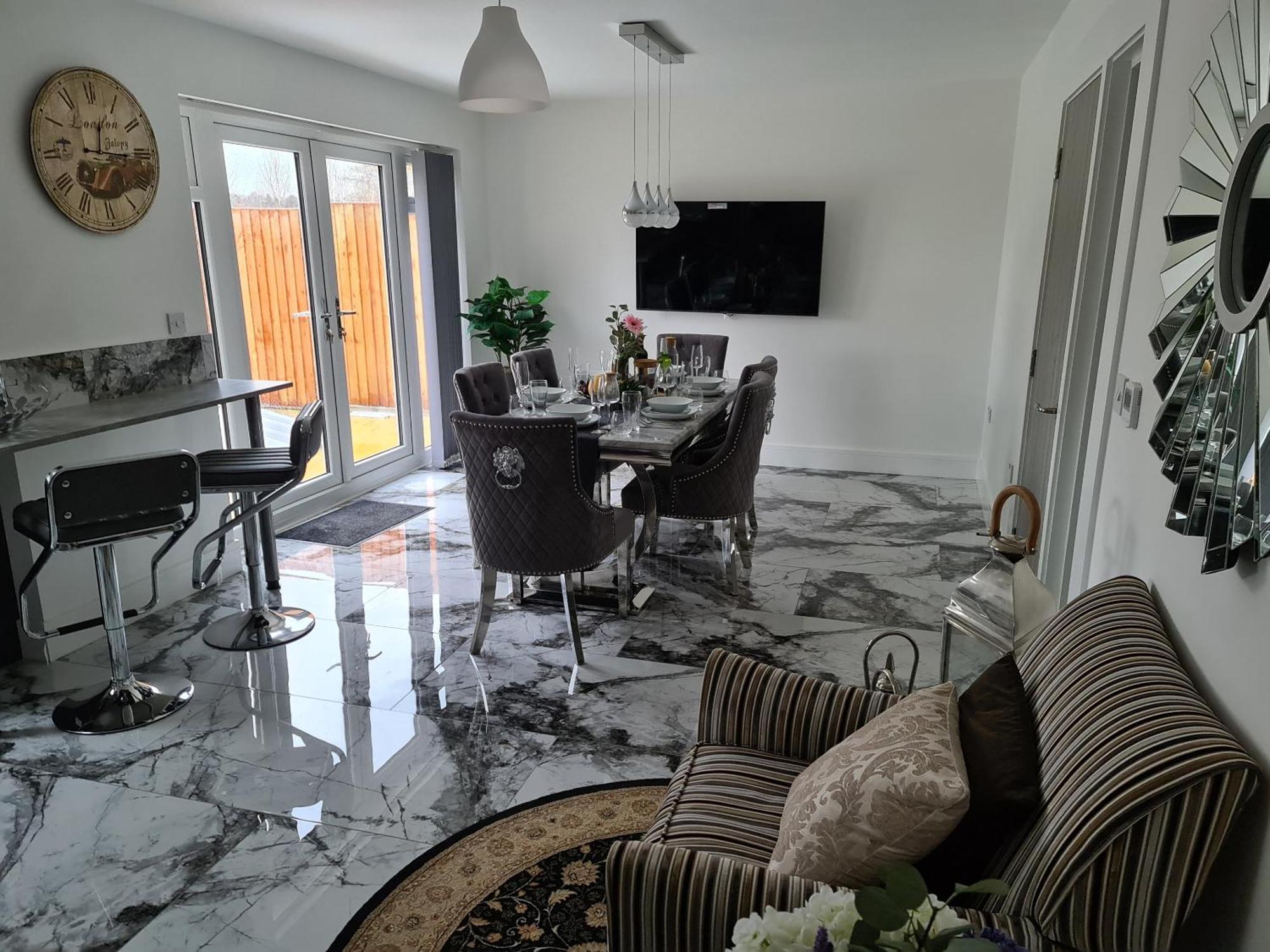 Sav 5 Bed Luxury Detached House In Leicester Humberstone Экстерьер фото